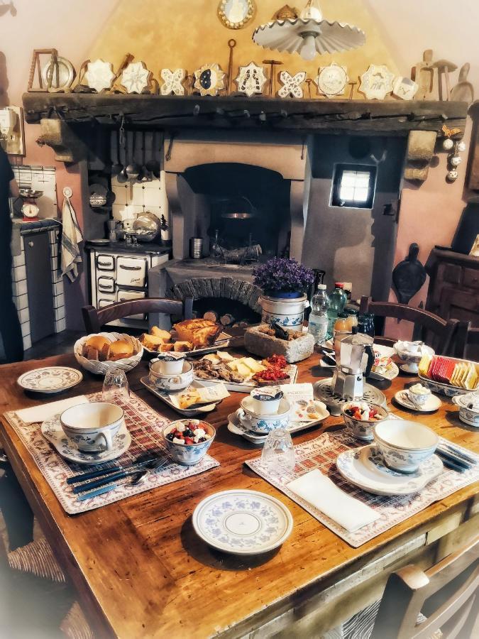 B&B Dove Comincia La Bella Italia Beura Kültér fotó